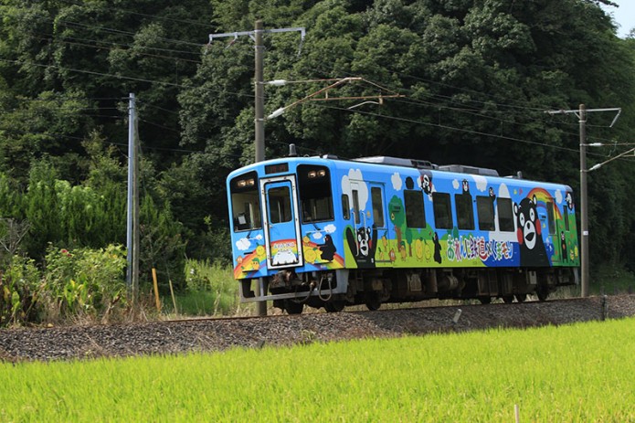 04九州觀光列車(下)04超受歡迎的「酷MA萌(くまモン)列車」(肥薩橙鐵道)